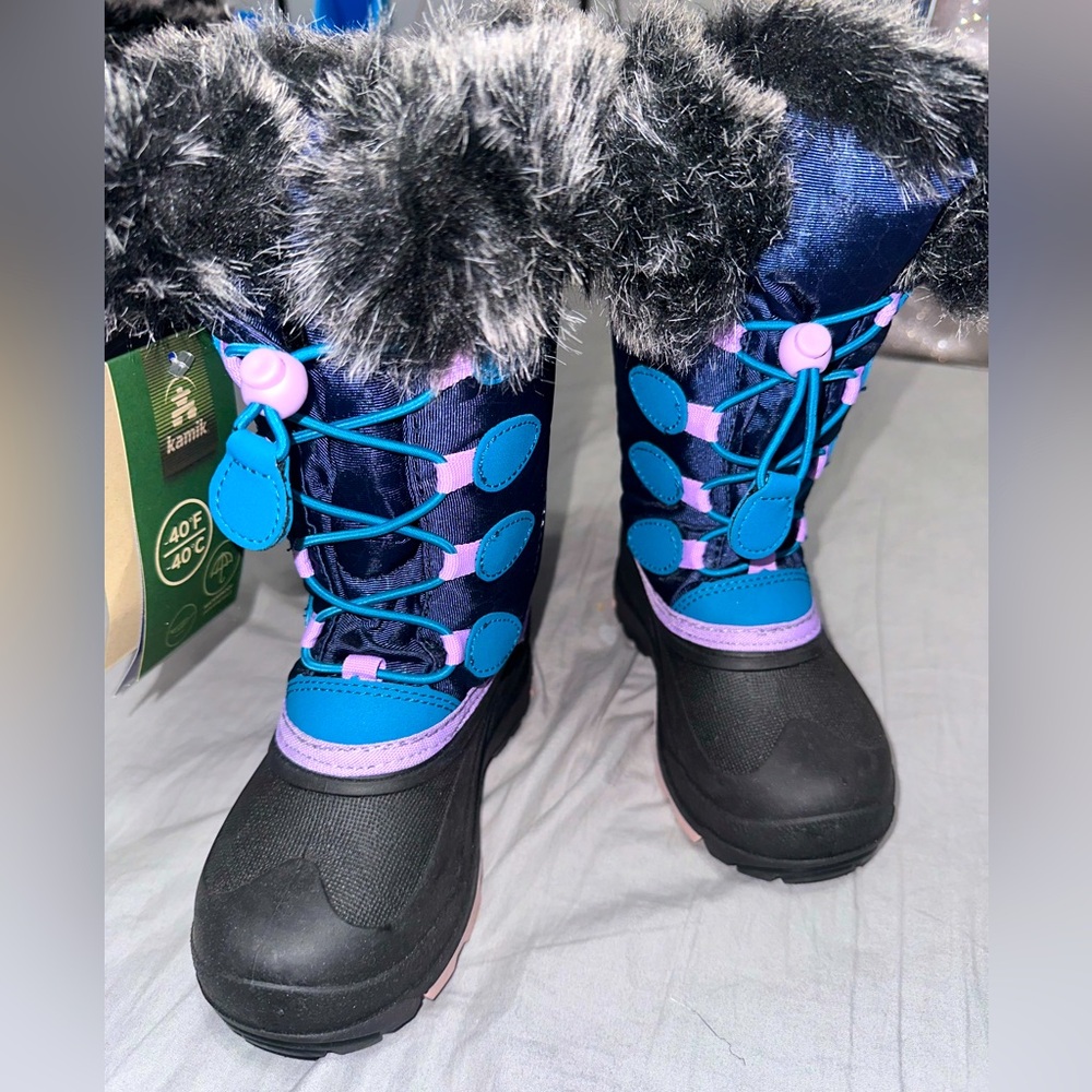 NWT Kamik toddler snow boots